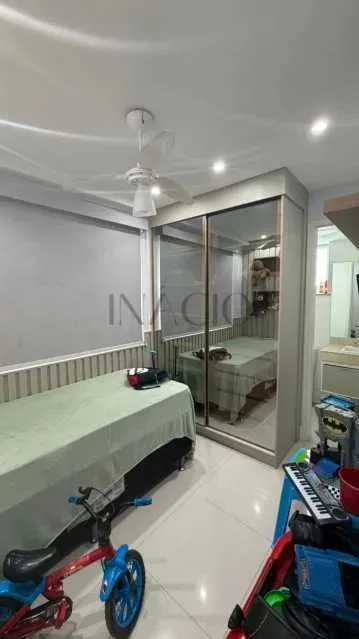 Furnished 4-bedroom apartment with enclosed balcony — photo 2