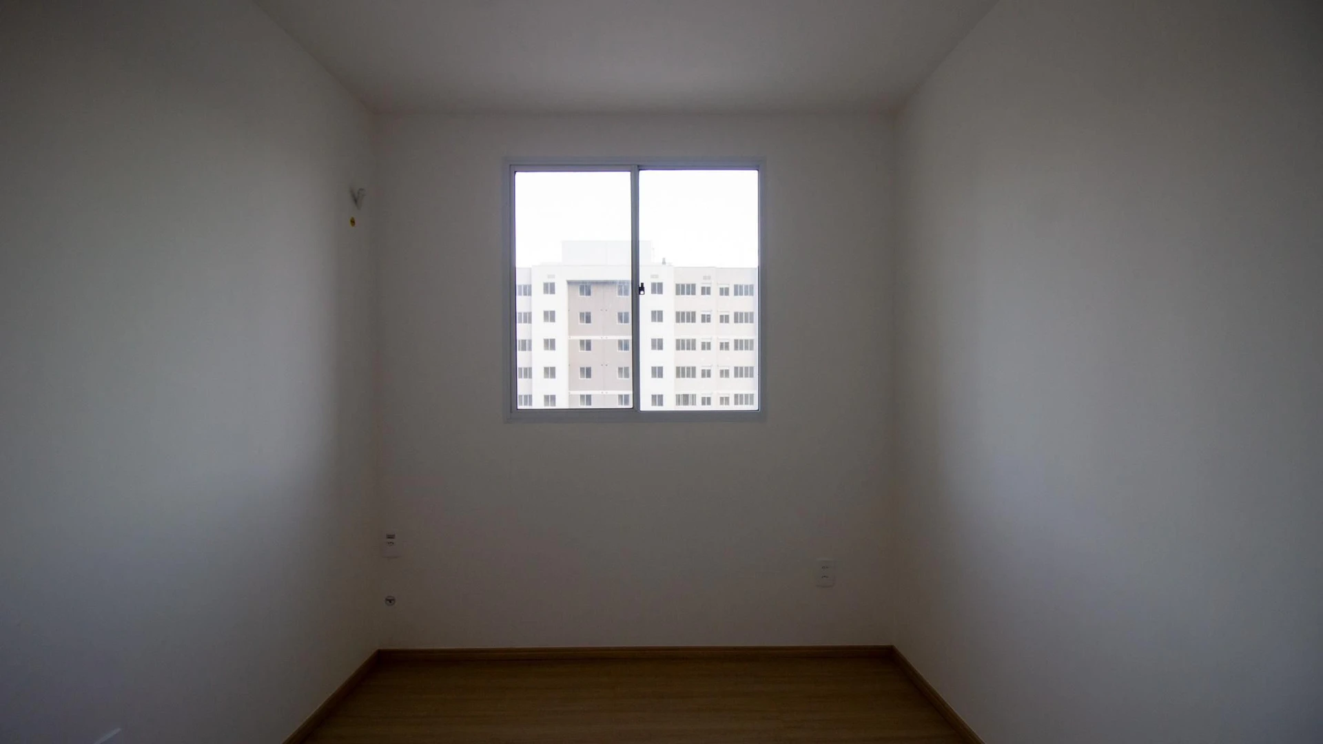 Home office in a 2-bedroom apartment, 45 m² — photo 11