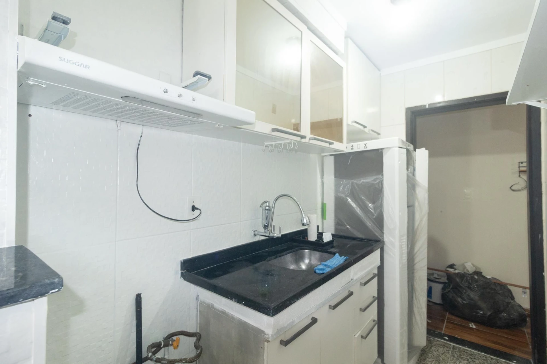 Unfurnished 2-bedroom apartment with 1 parking space — photo 2