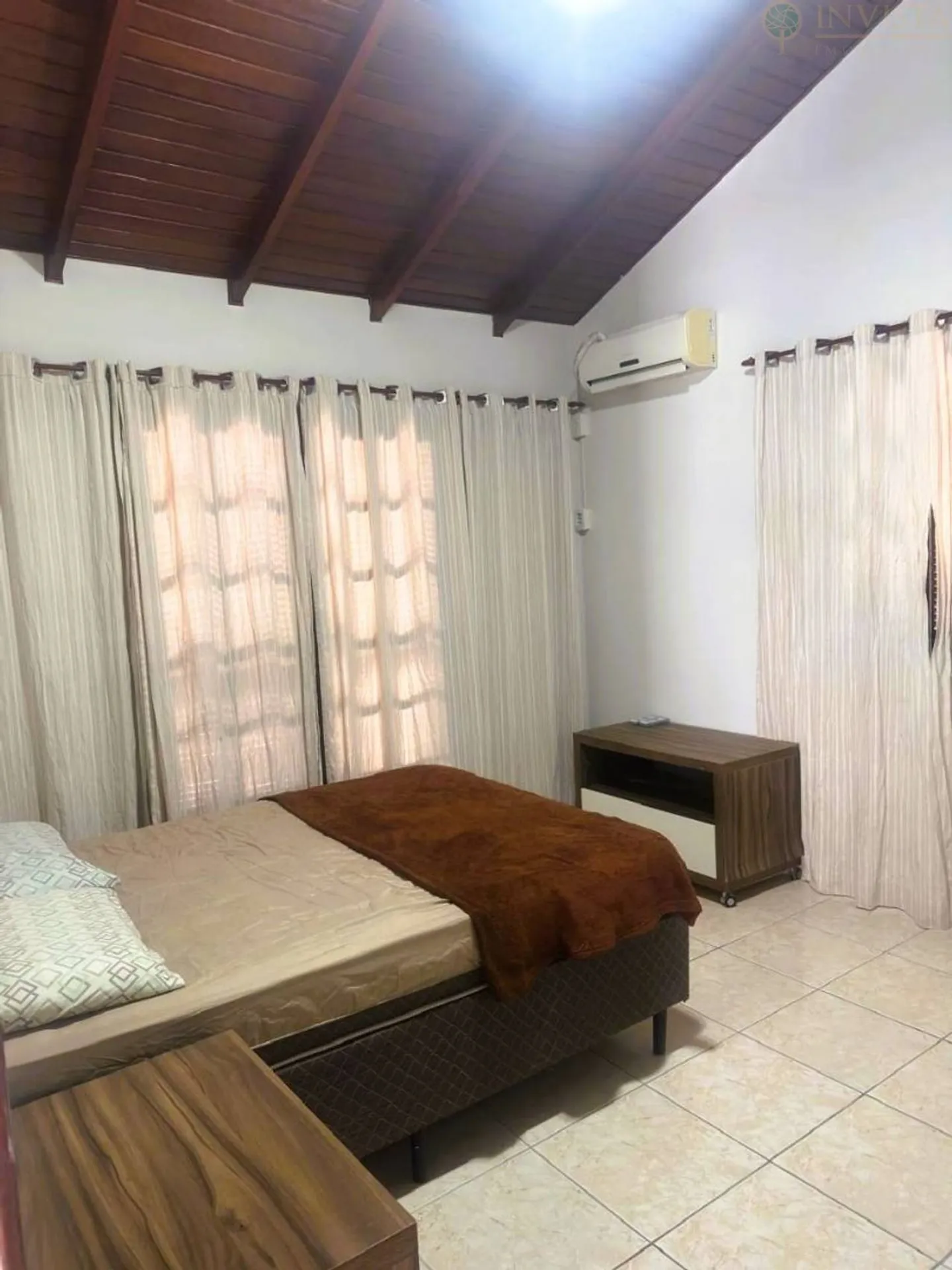 4-bedroom house with a grill on the balcony in Florianópolis — photo 16