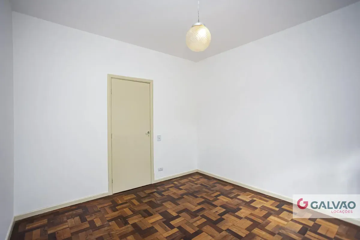 Unfurnished 3-bedroom apartment with 1 bathroom and no parking — photo 18