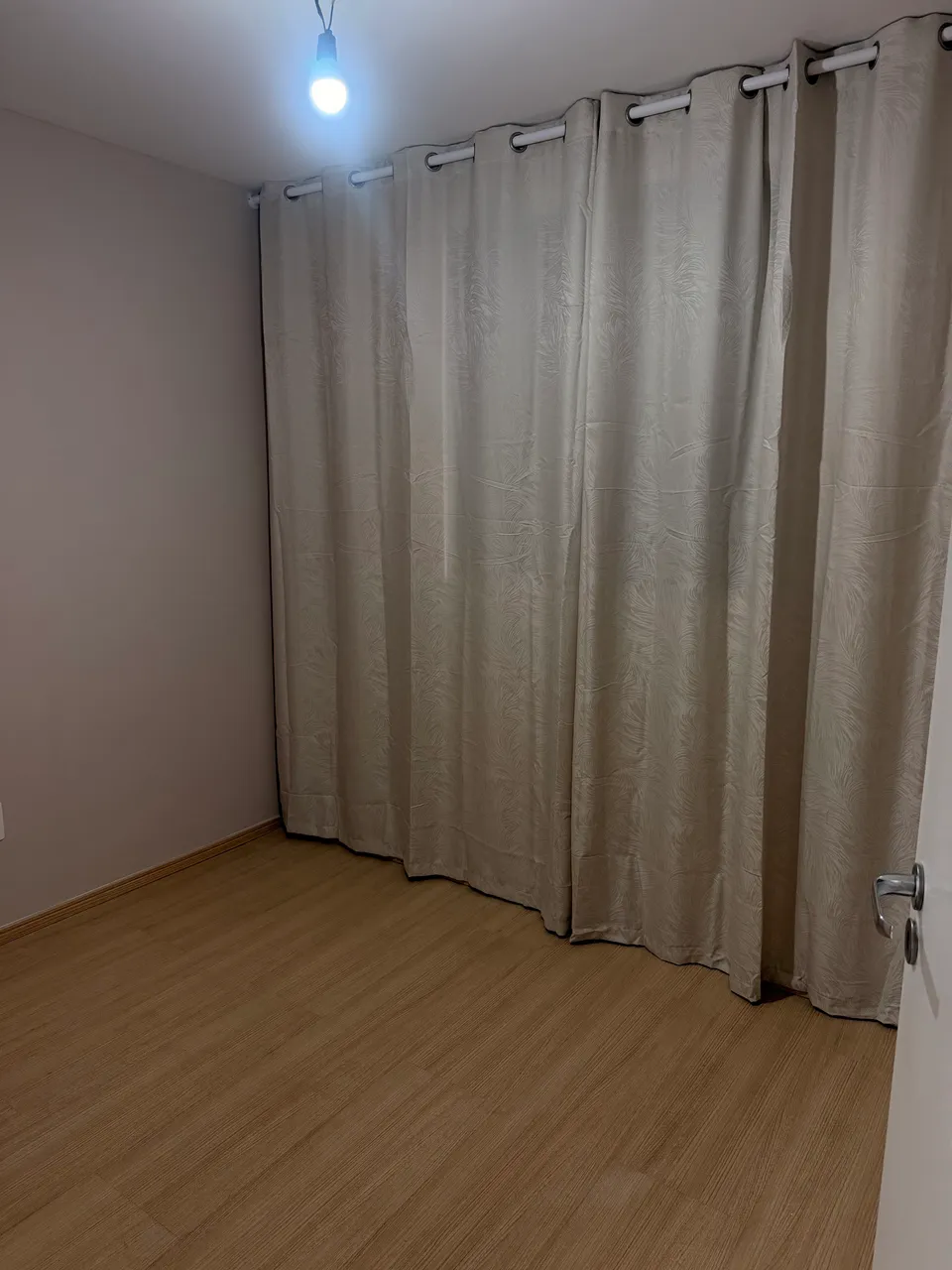 Unfurnished apartment with 2 bedrooms and 1 parking spot — photo 2