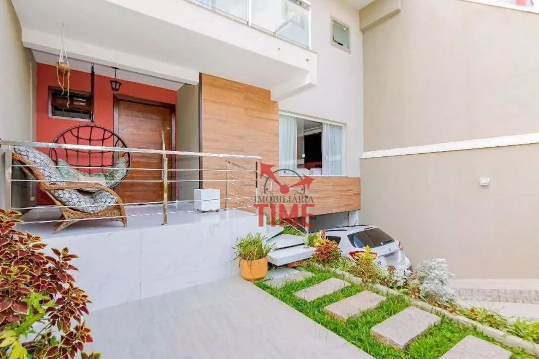 Rental house with 270 m², 2 en-suite rooms and 4 parking