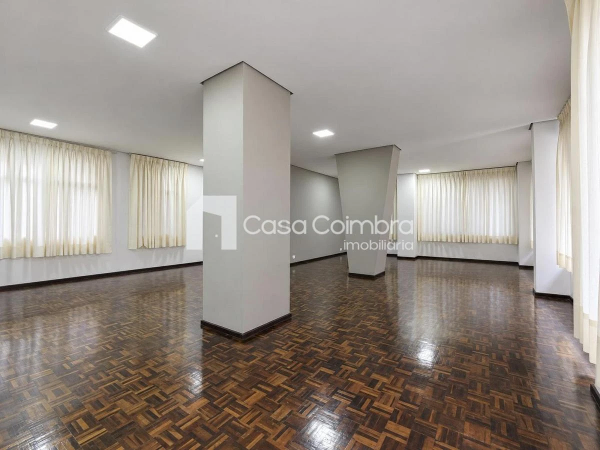 Apartment, 66 m², with wood or laminate floors — photo 25