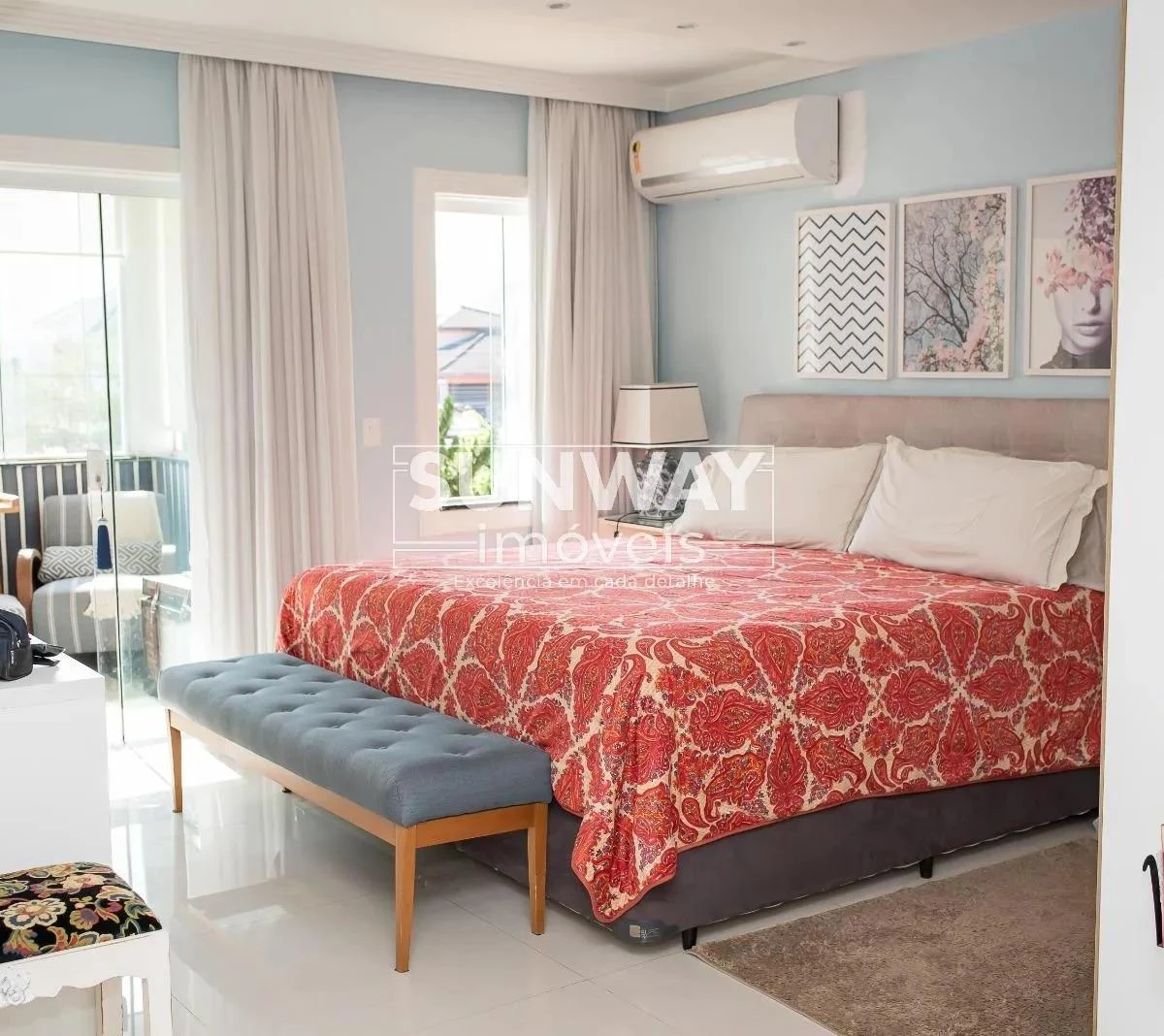 5-bedroom house with a walk-in closet in Rio de Janeiro — photo 19
