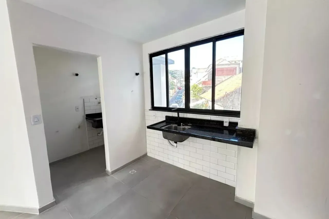 2-bedroom apartment with an open-plan kitchen — photo 19