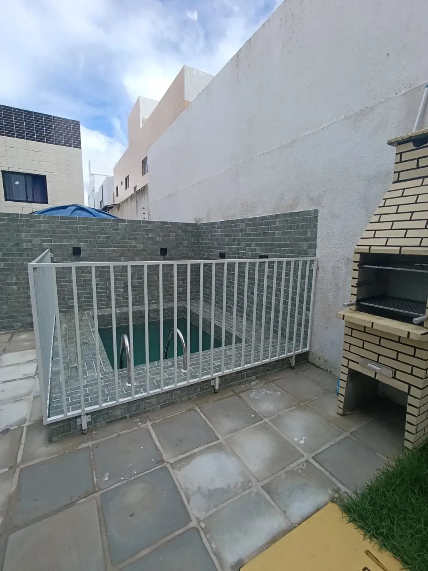 2-bedroom apartment with balcony and 1 parking spot — photo 7