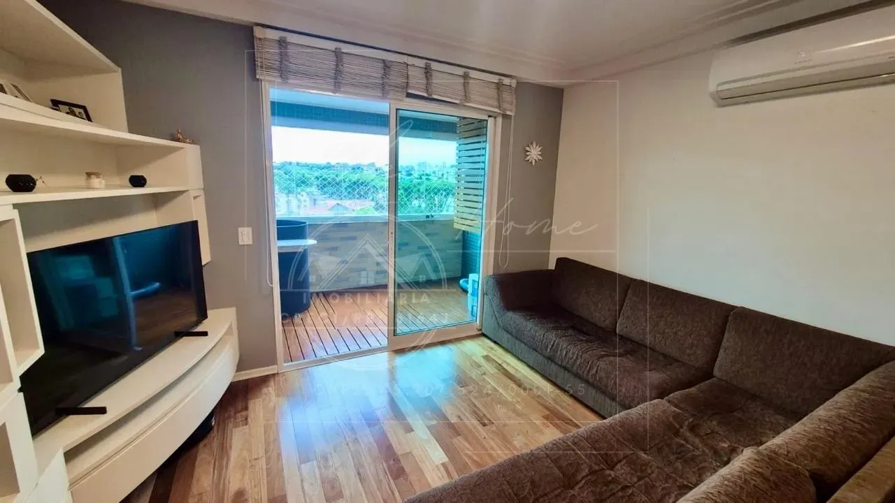 2-bedroom apartment in a building with a gym — photo 7