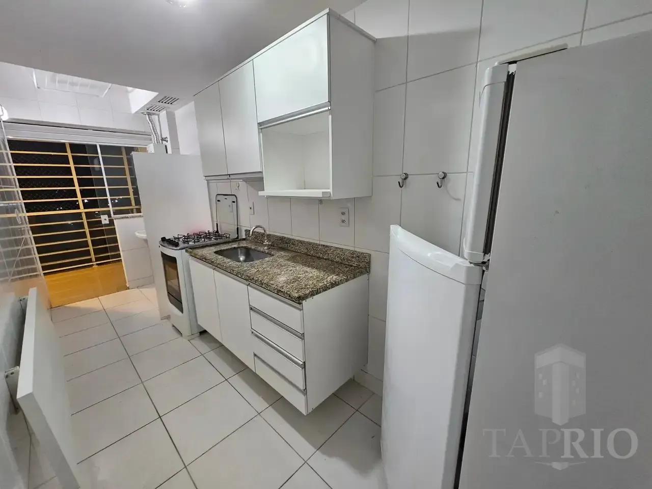 Furnished penthouse with 3 bedrooms and 3 baths — photo 2