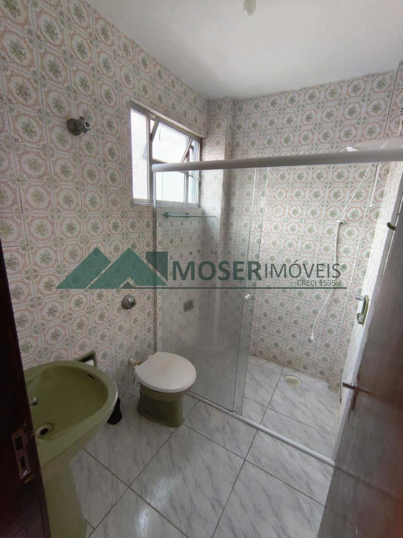 Apartment, 104 m², with wood or laminate floors — photo 10