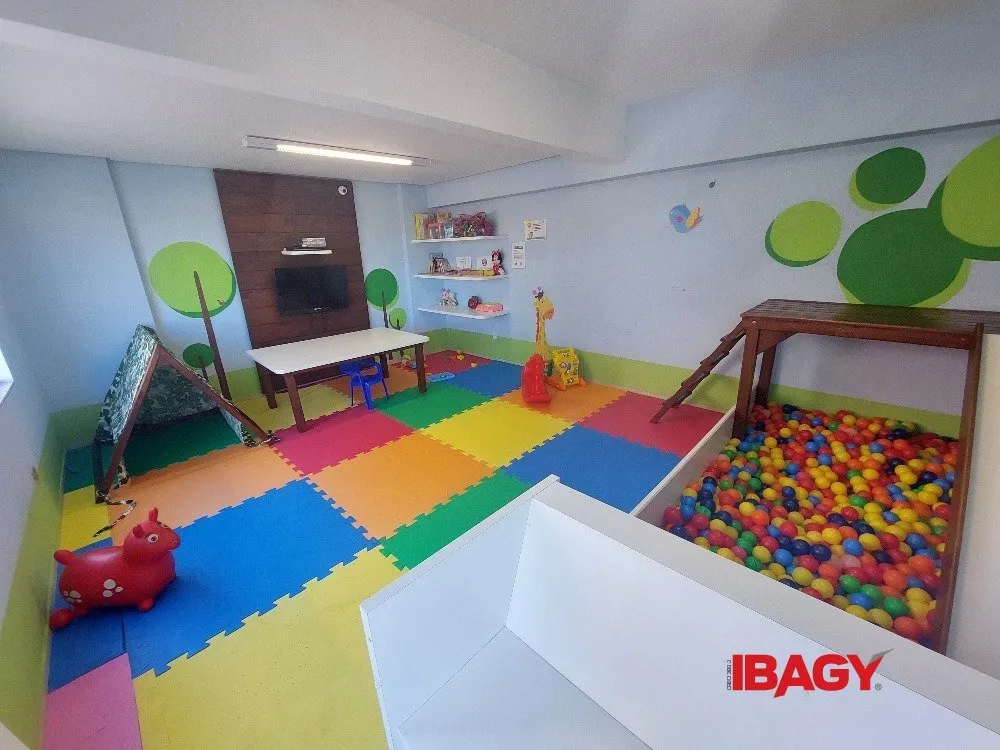 Квартира 124 м² с 2 спальнями и балконом — photo 39