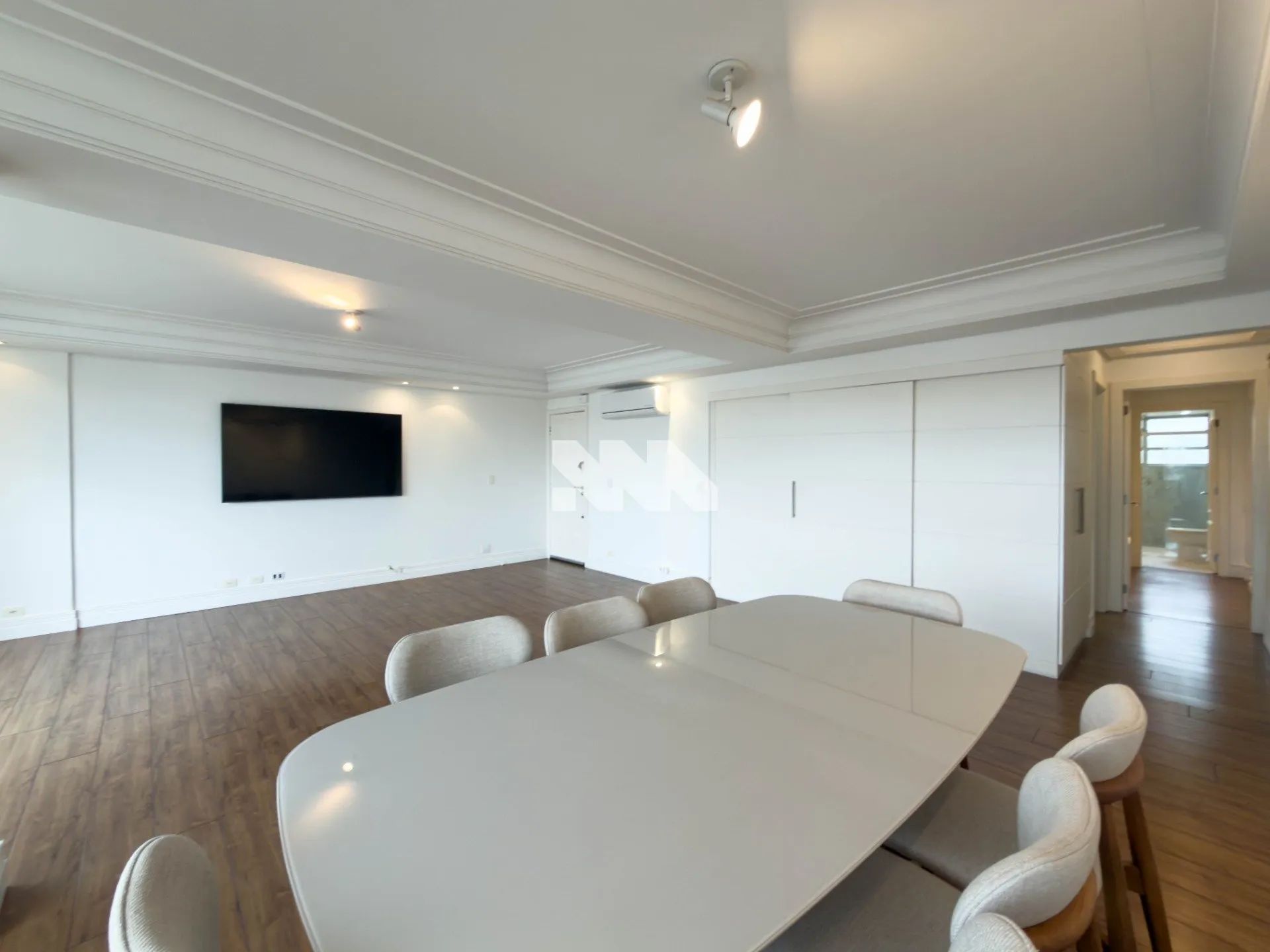 Apartment on the 6th floor with a home office — photo 13