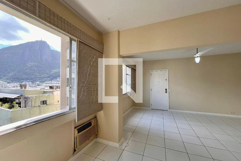 Apartamento de 2 quartos com cozinha fechada — photo 15