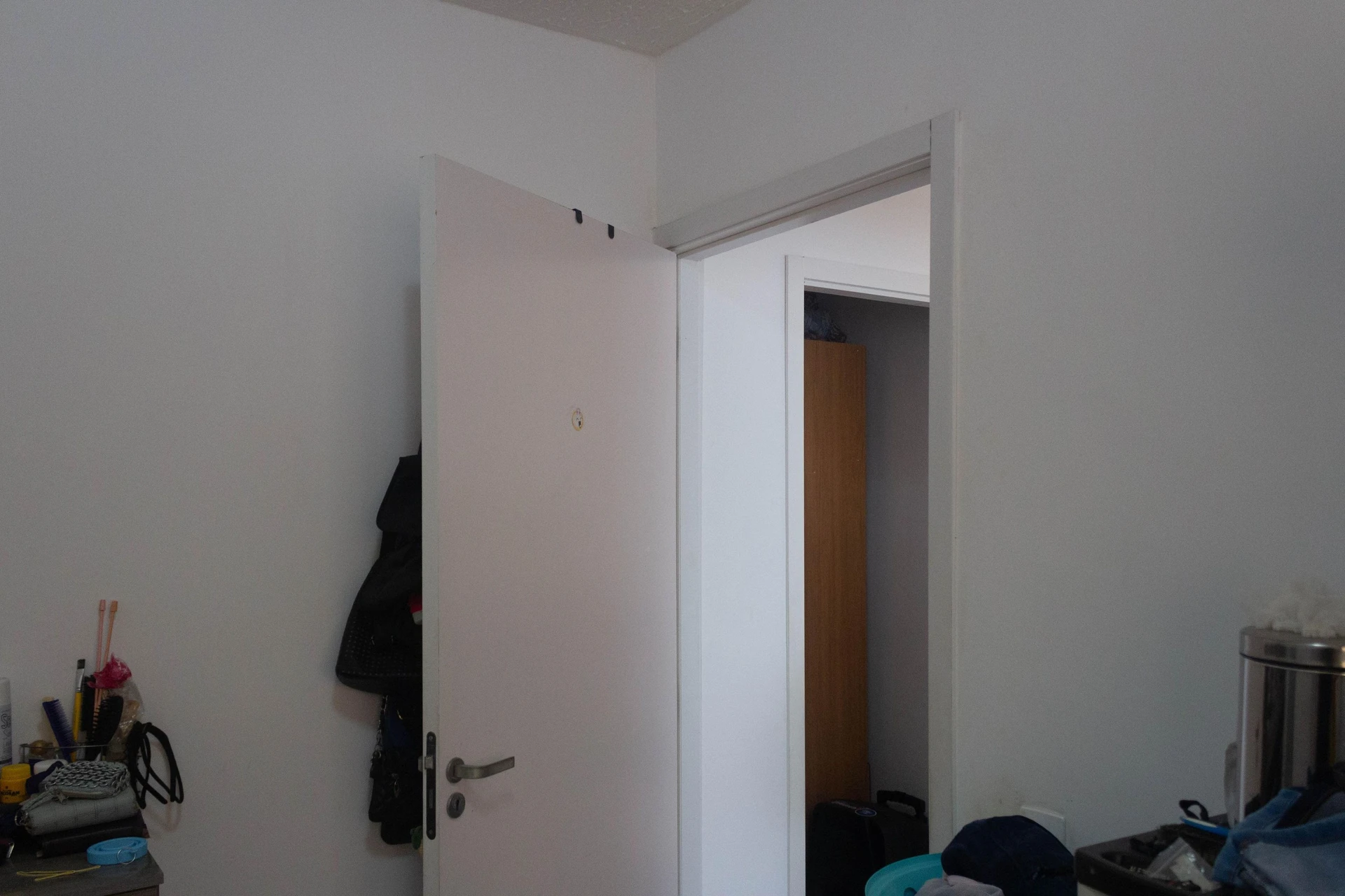 Furnished apartment, 42 m², with a home office — photo 31