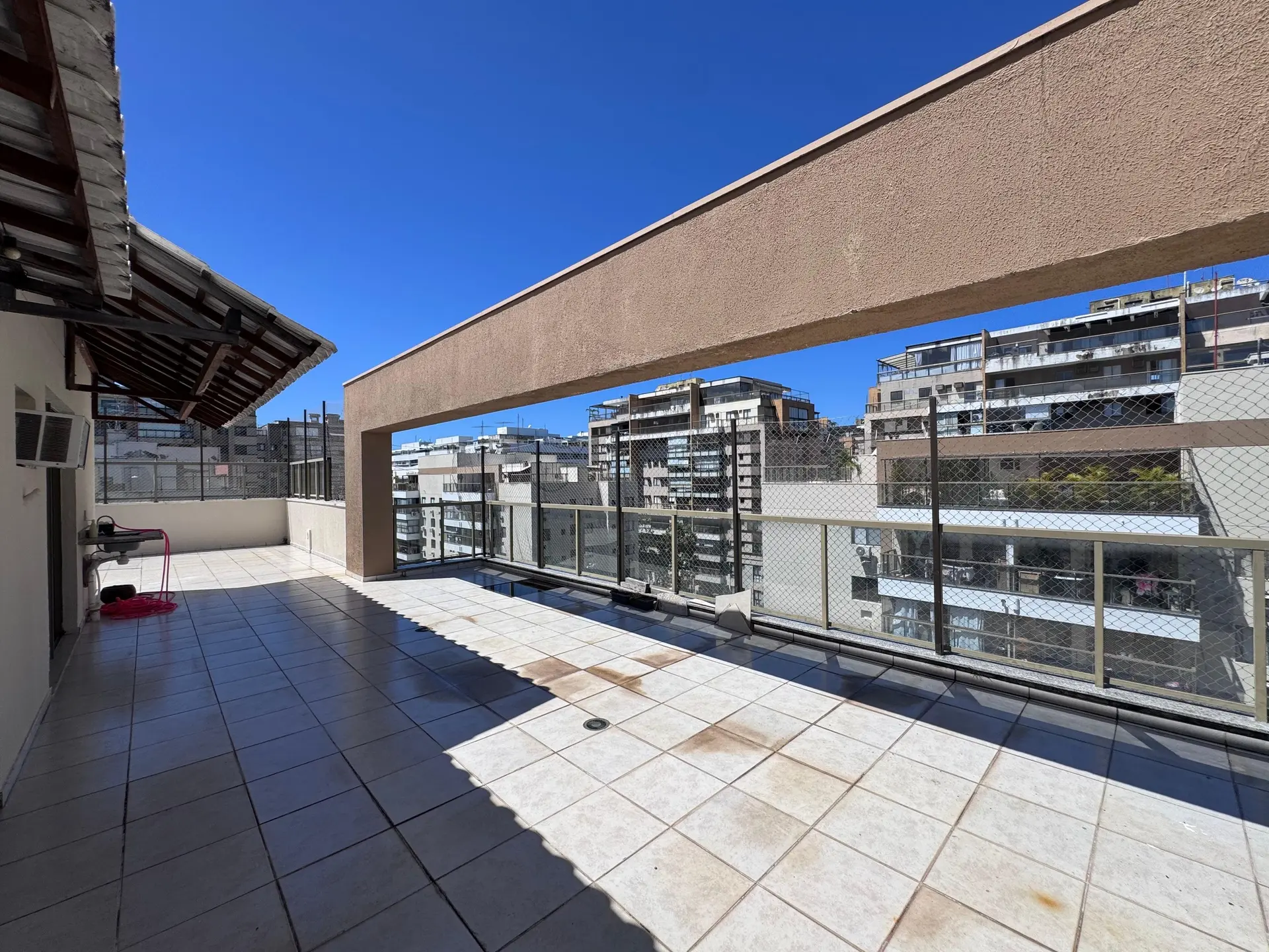 Apartamento mobiliado com 3 quartos e varanda e churrasqueira — photo 39