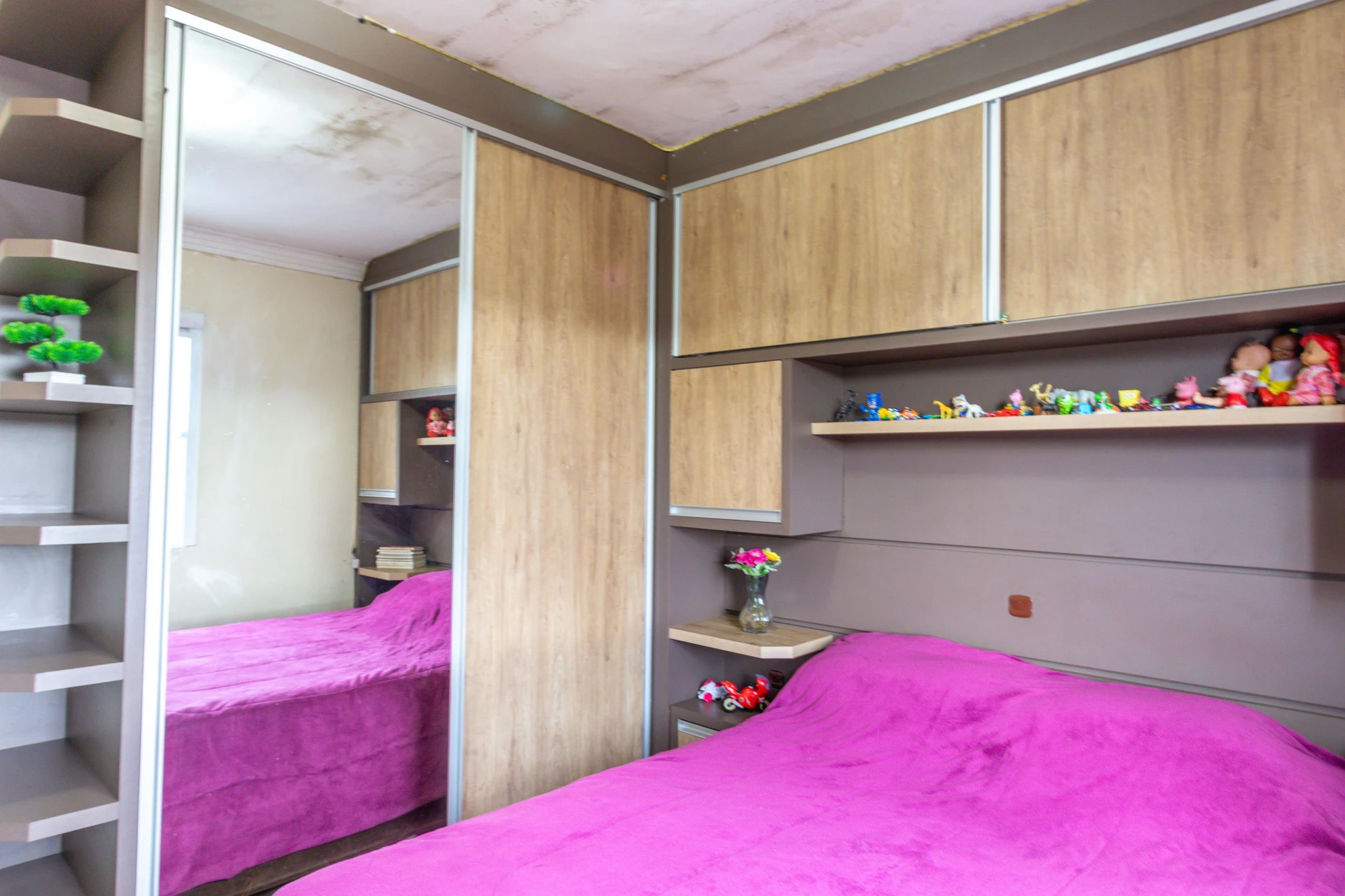 2-bedroom apartment with a home office in Curitiba — photo 13