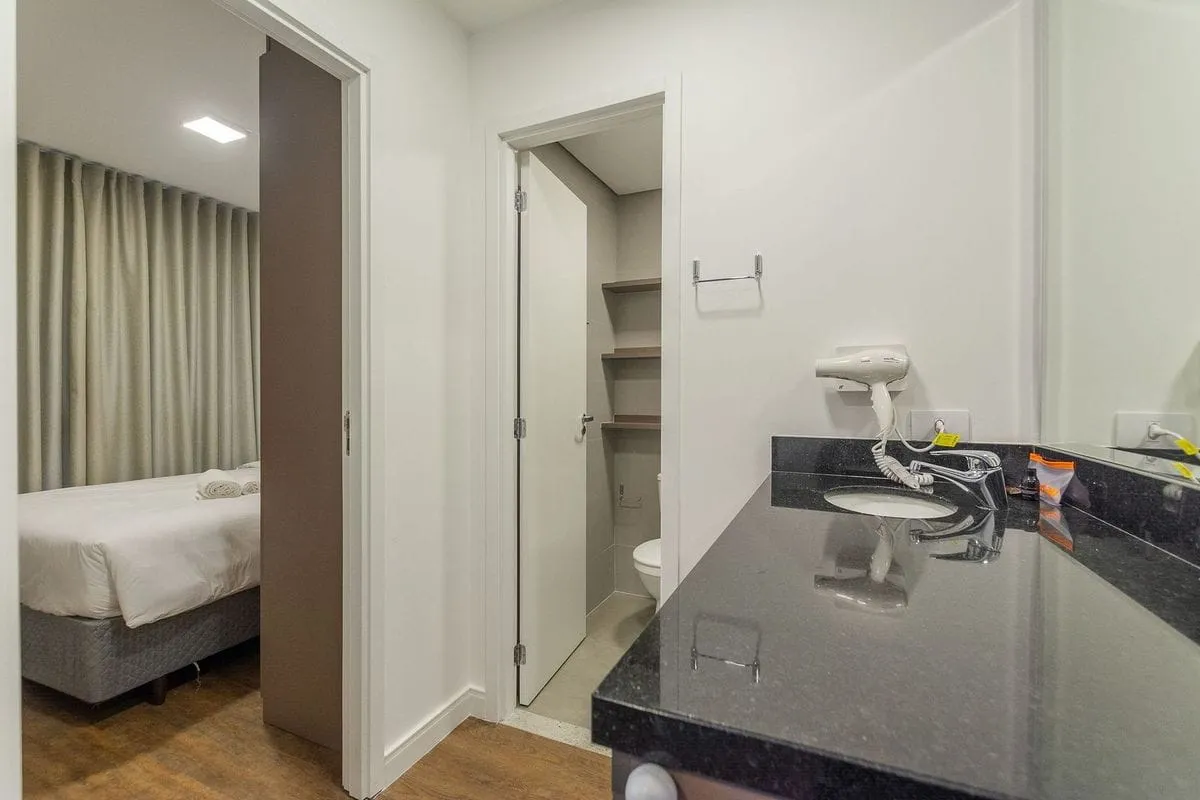 Apartment on the 5th floor with wood or laminate floors — photo 8