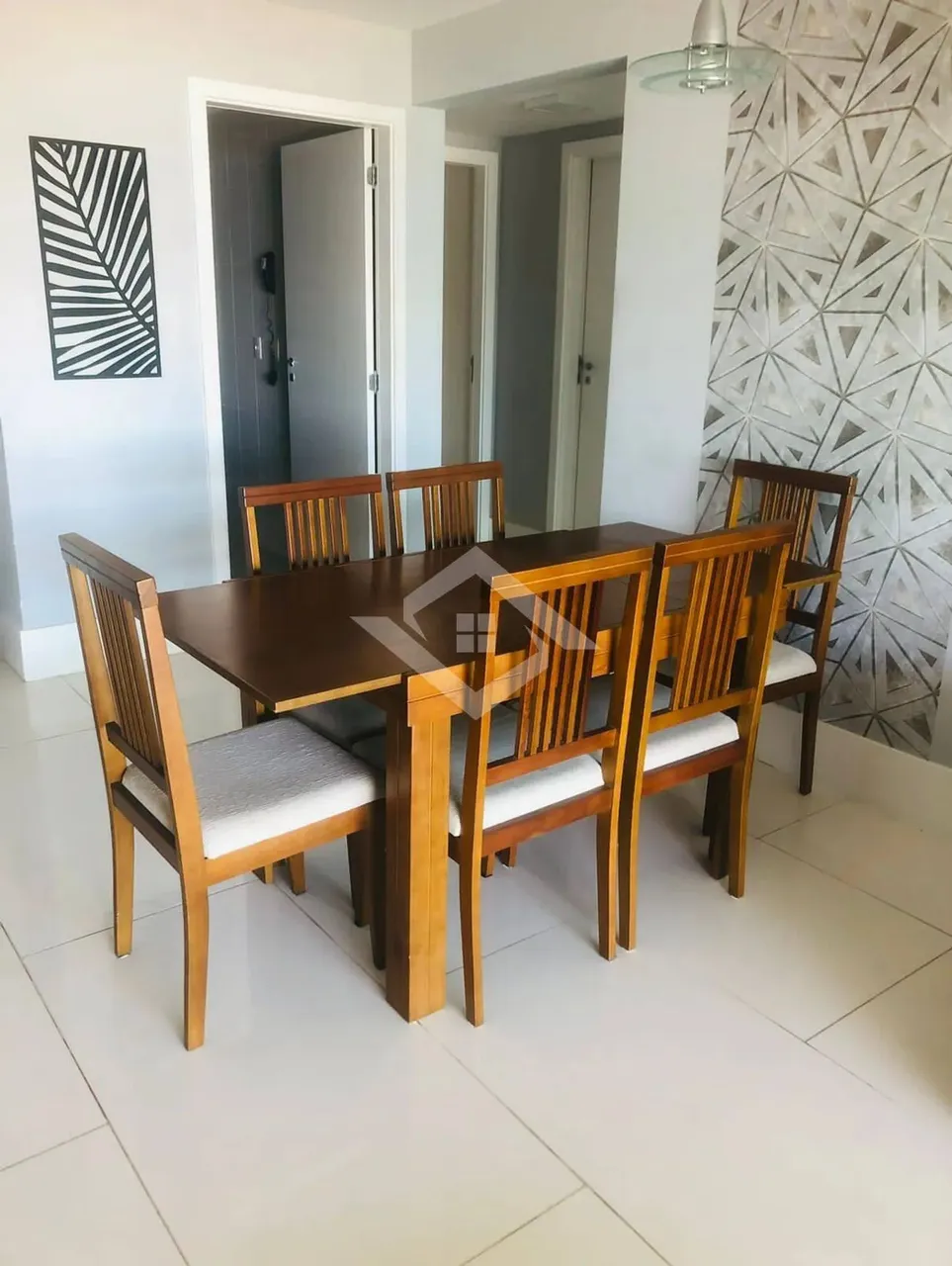 Unfurnished apartment with 2 bedrooms and balcony — photo 5