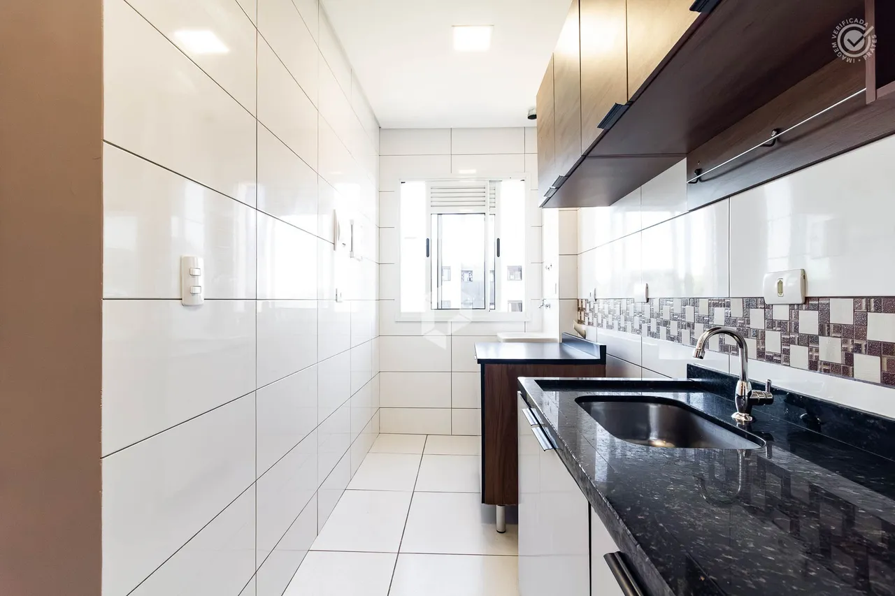 Apartamento de 2 dormitorios con cocina abierta y 77 m² — photo 8