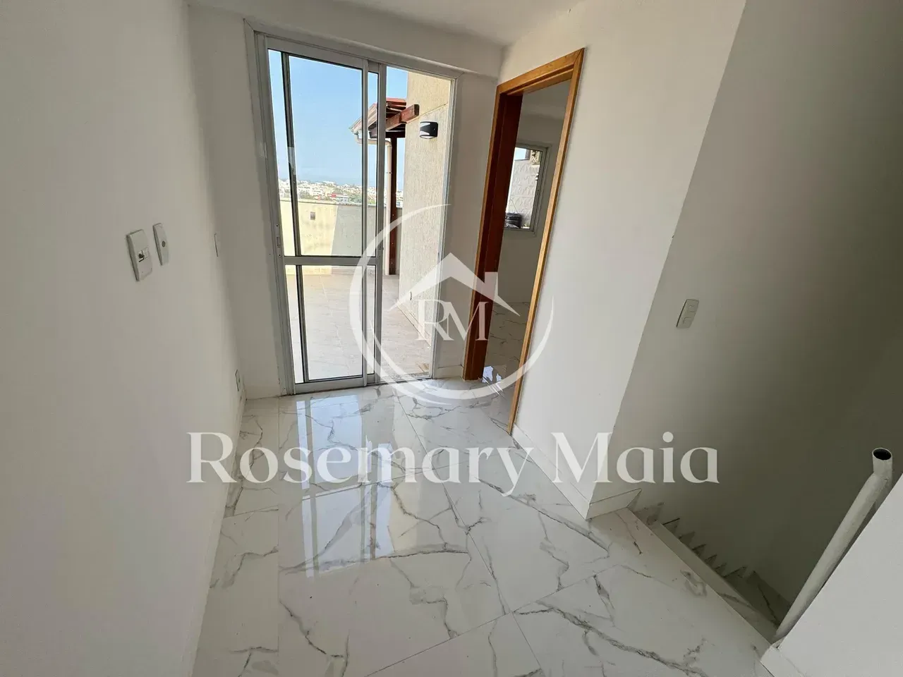 Duplex penthouse with 4 bedrooms and city view — photo 31