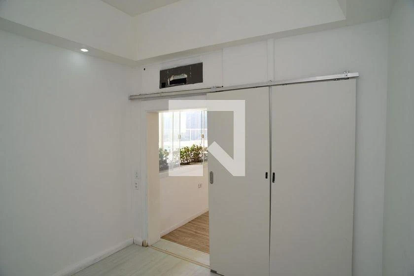 Apartamento de 430 m² com 4 quartos e 4 vagas — photo 21