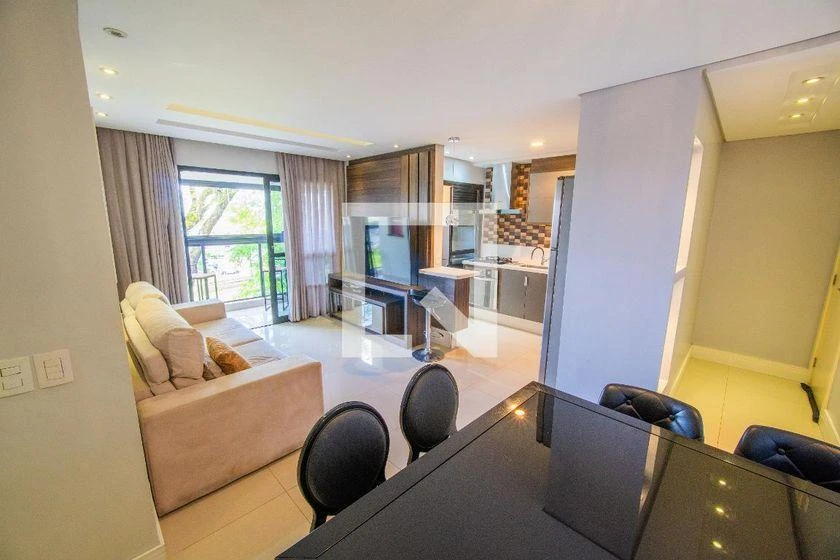 Furnished apartment, 65 m², with a glass-enclosed balcony — photo 3