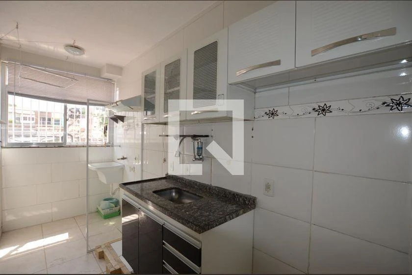 Apartamento de 2 quartos em condomínio com piscina — photo 10