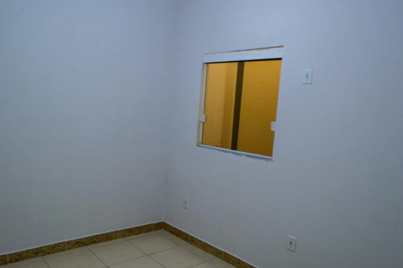 1-bedroom apartment with 1 bathroom and a small kitchenette — photo 9