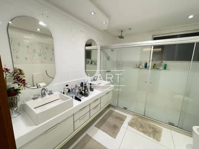 Unfurnished apartment with 5 bedrooms and 5 bathrooms — photo 20