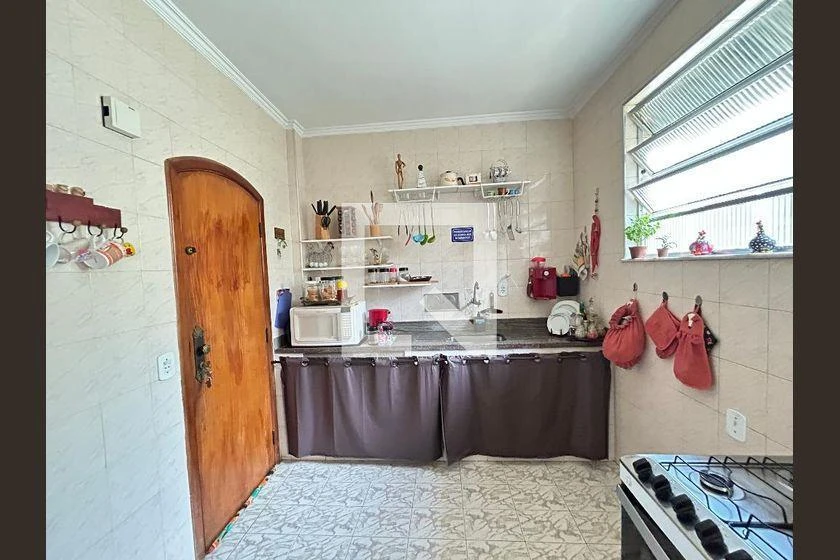 90 m² rental apartment with 3 bedrooms and balcony — photo 19