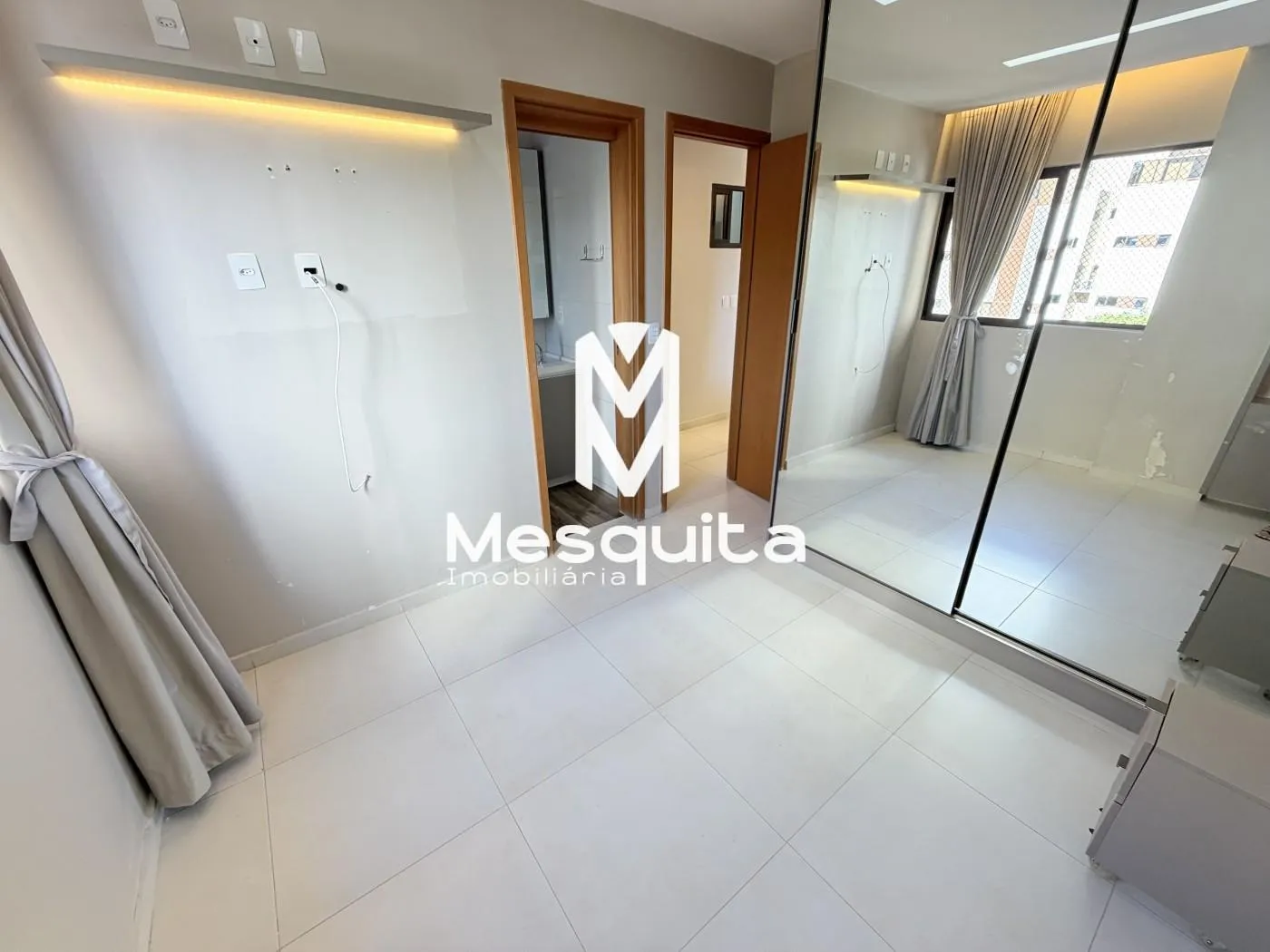Apartamento de 2 quartos em condomínio com piscina — photo 5