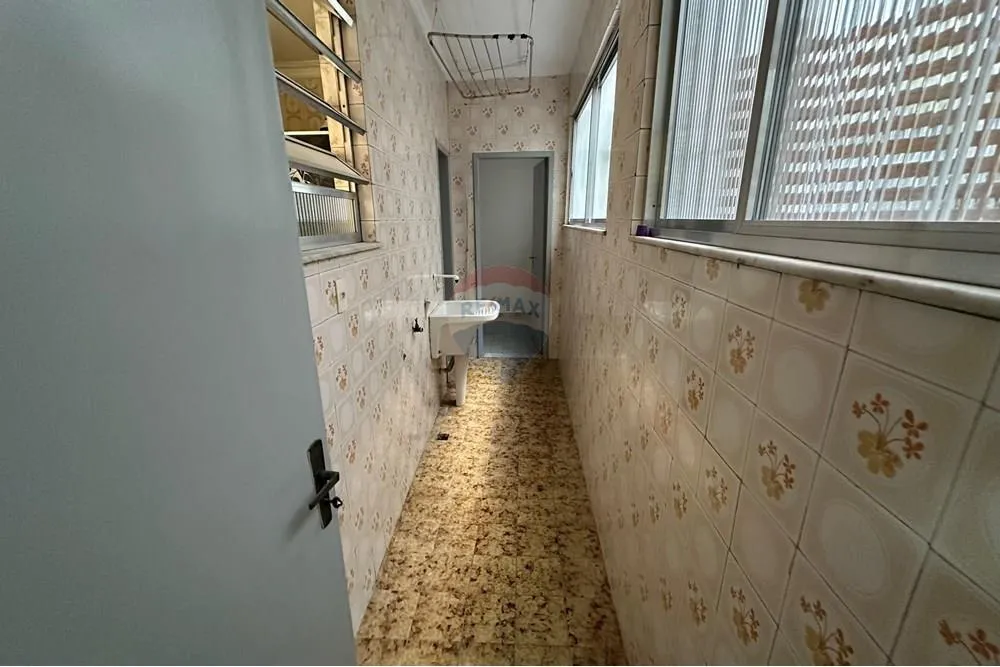 Квартира з 2 спальнями, у будинку є тренажерний зал — photo 19