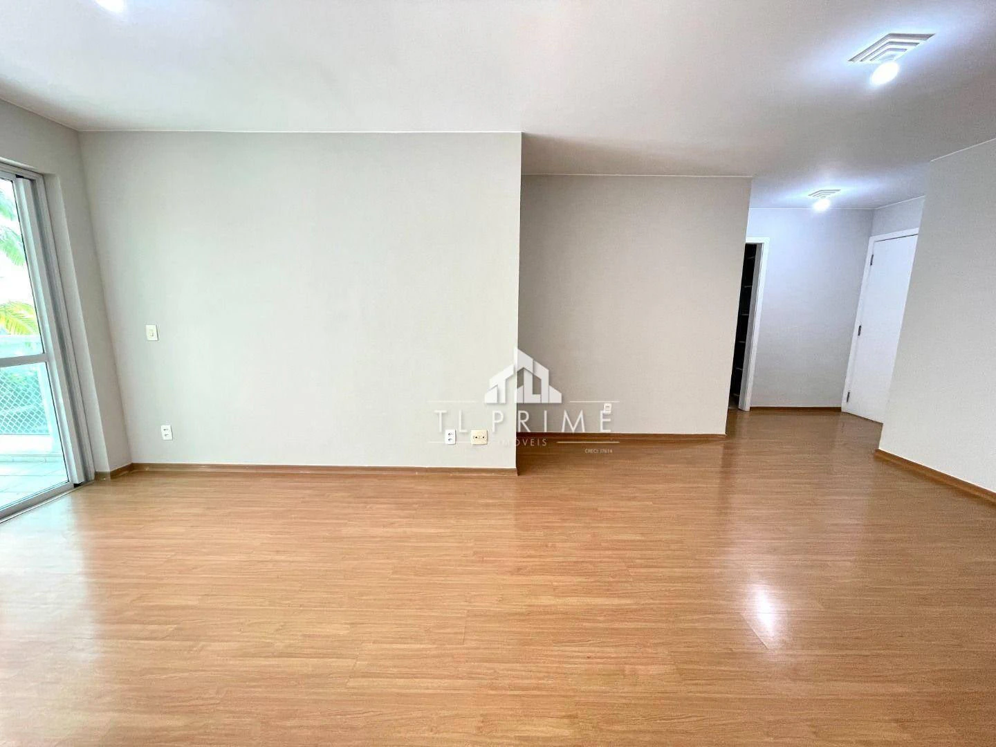 Furnished apartment, 99 m², with a private pool — photo 27