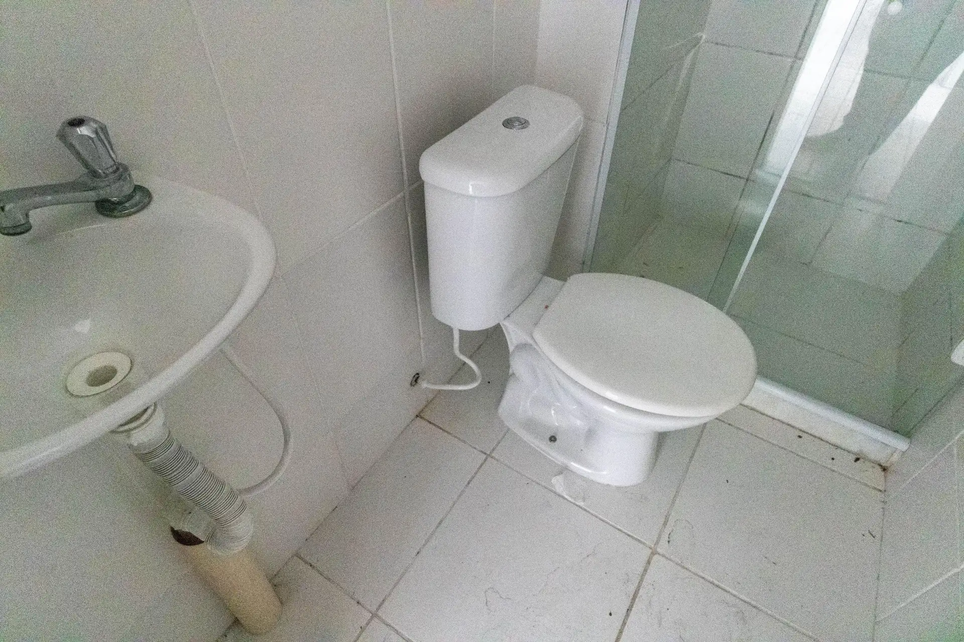 2-bedroom apartment in a building with a gym — photo 19