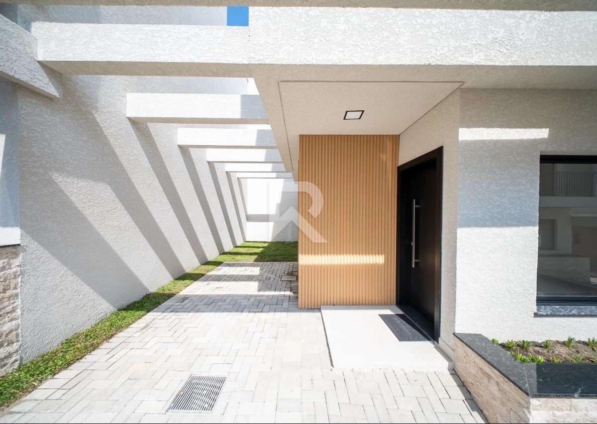 Floor-to-ceiling windows in a 3-bedroom house, 97 m² — photo 21