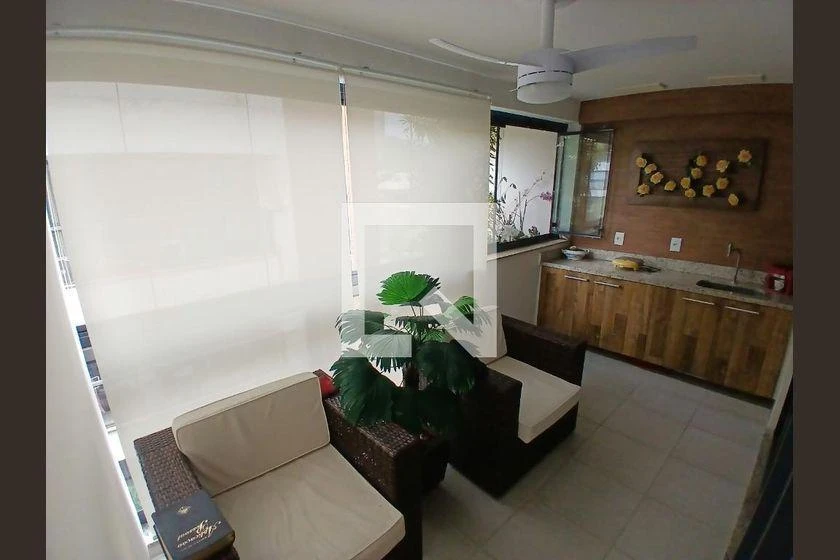 Mountain view in a 3-bedroom apartment, 137 m² — photo 14
