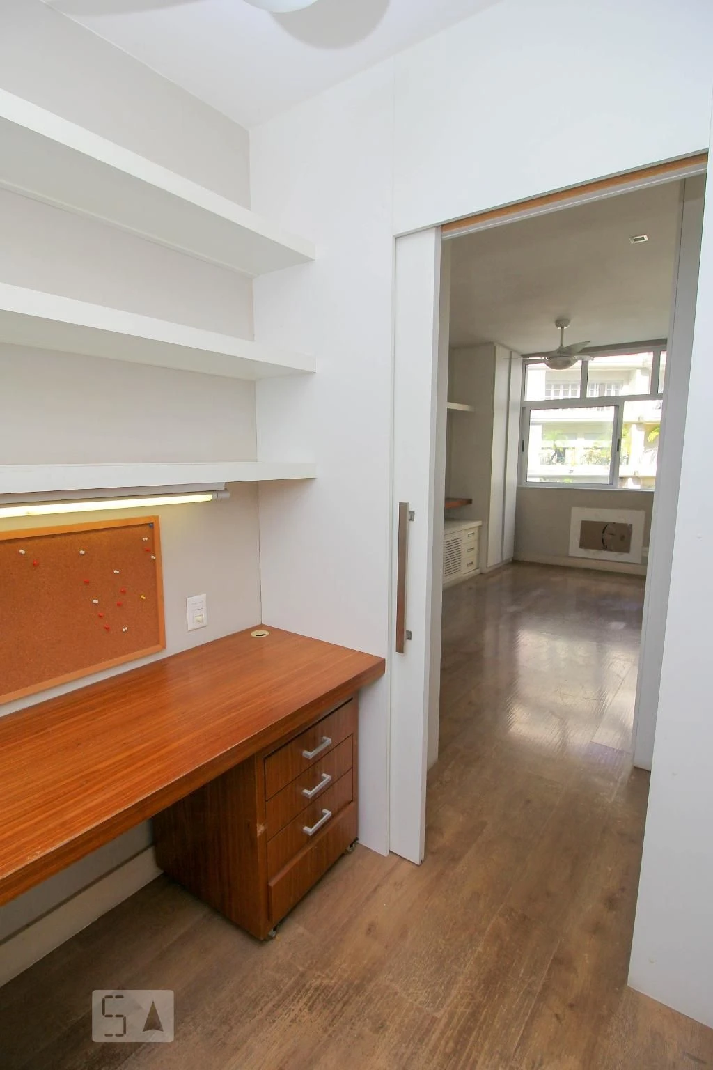 3-bedroom apartment with a home office — photo 42