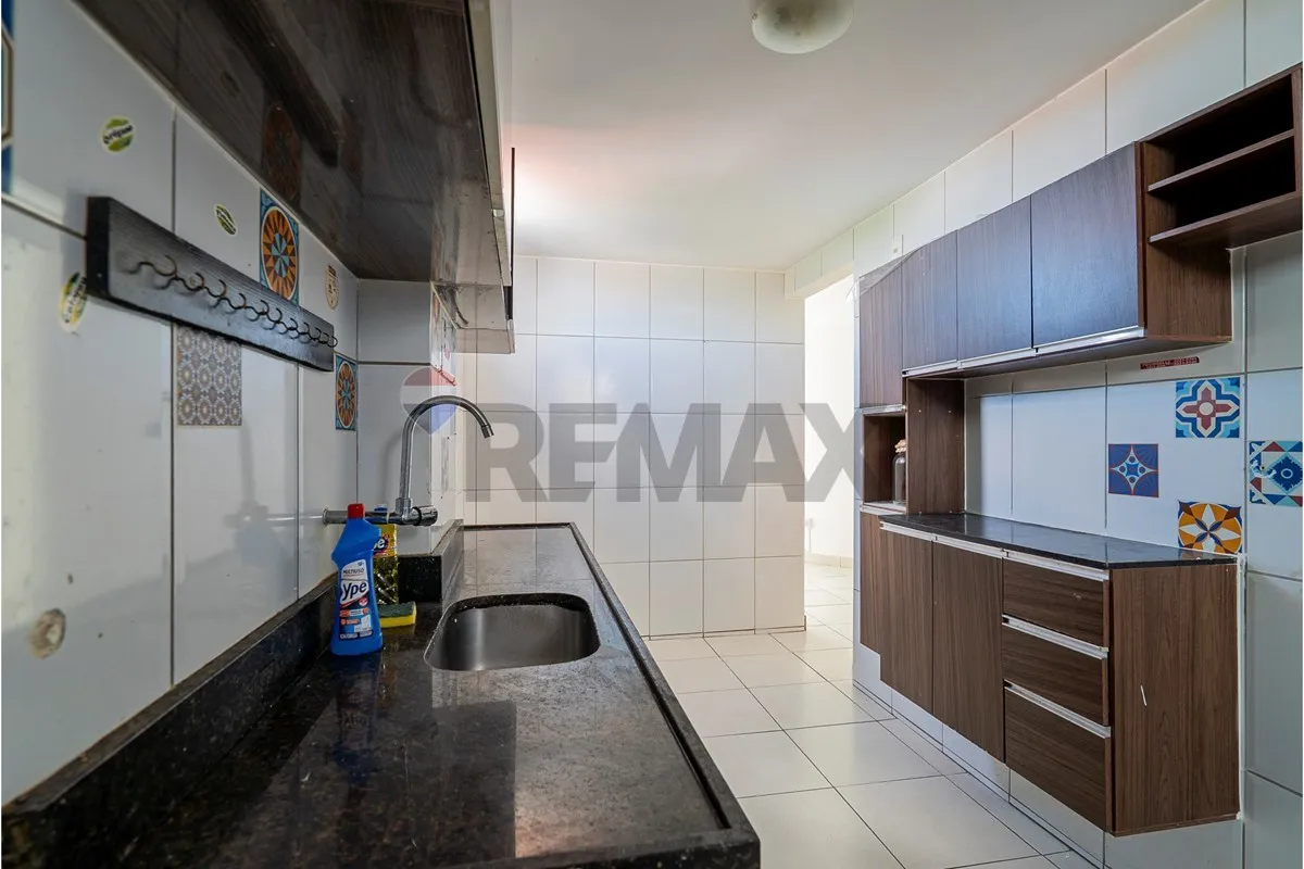 Apartamento de 3 quartos em condomínio com piscina — photo 21