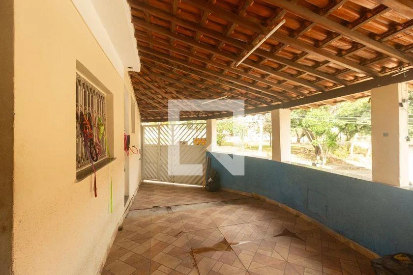 Furnished 400 m² house with a gas kitchen and balcony — photo 6