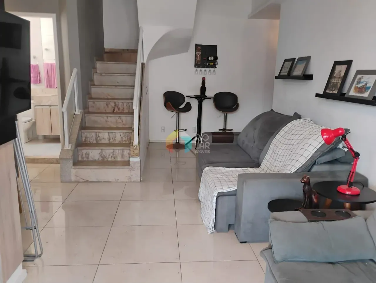 Furnished penthouse with 3 bedrooms and a balcony