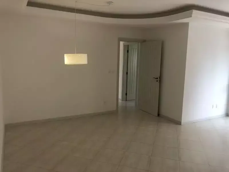 126 m² apartment with 3 bedrooms and a gas kitchen — photo 2