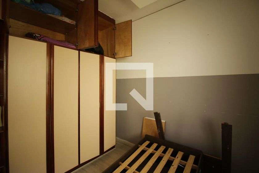 Casa de 381 m² com 7 quartos, 4 banheiros e jardim — photo 27