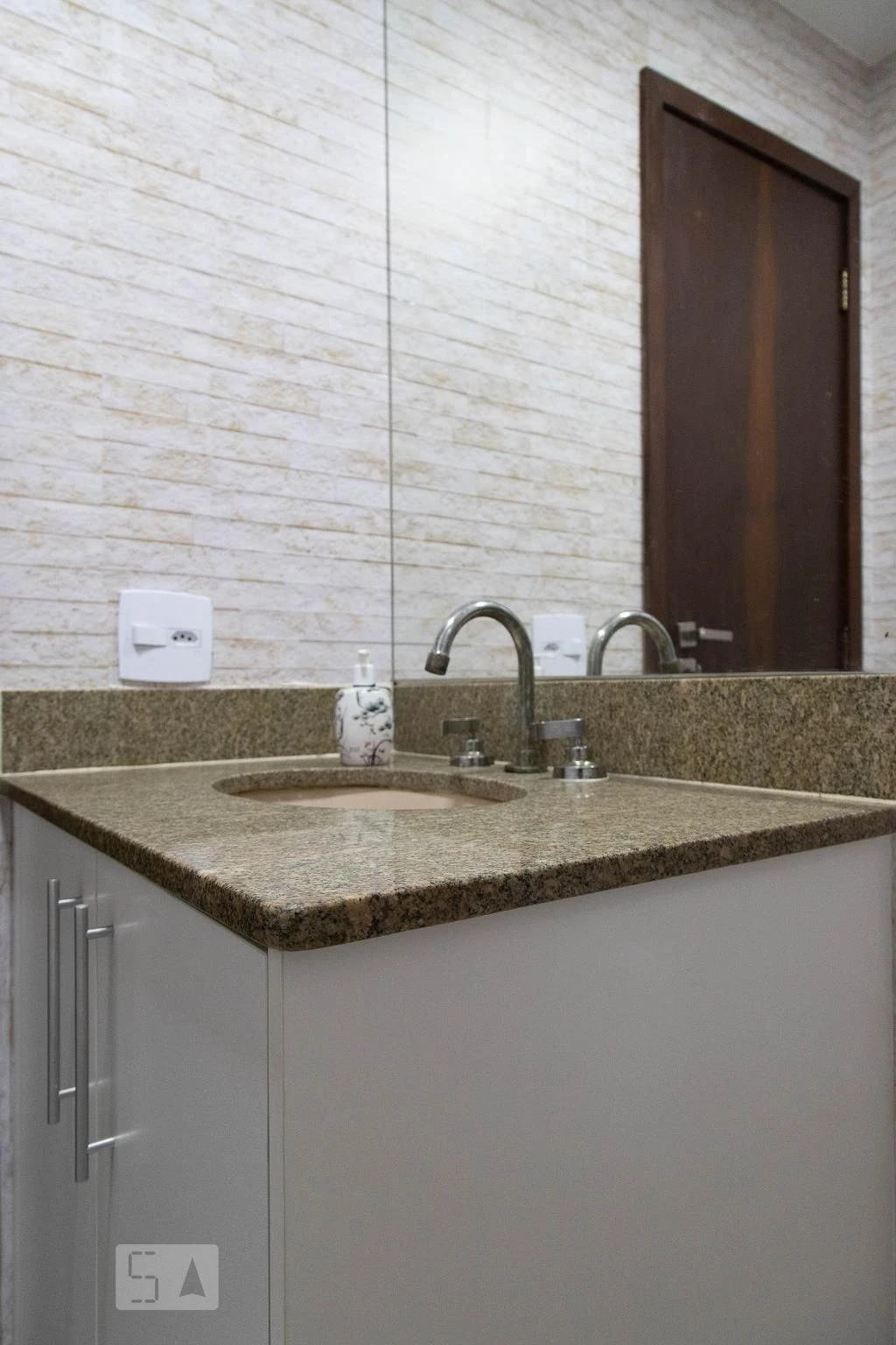 Apartamento mobiliado com 4 dormitórios e suíte — photo 30