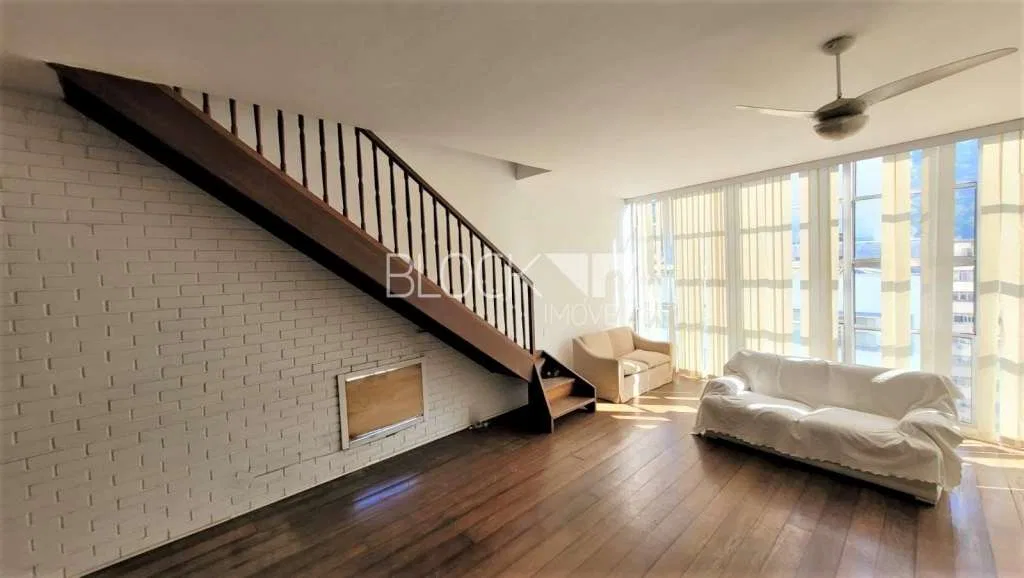 3-bedroom apartment with a home office in Rio de Janeiro