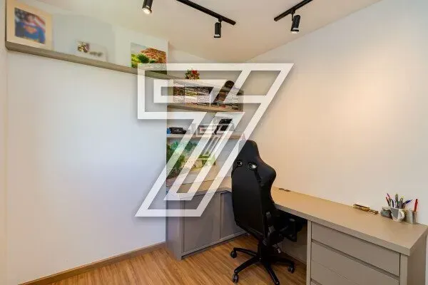 Furnished 3-bedroom apartment on the 13th floor — photo 79