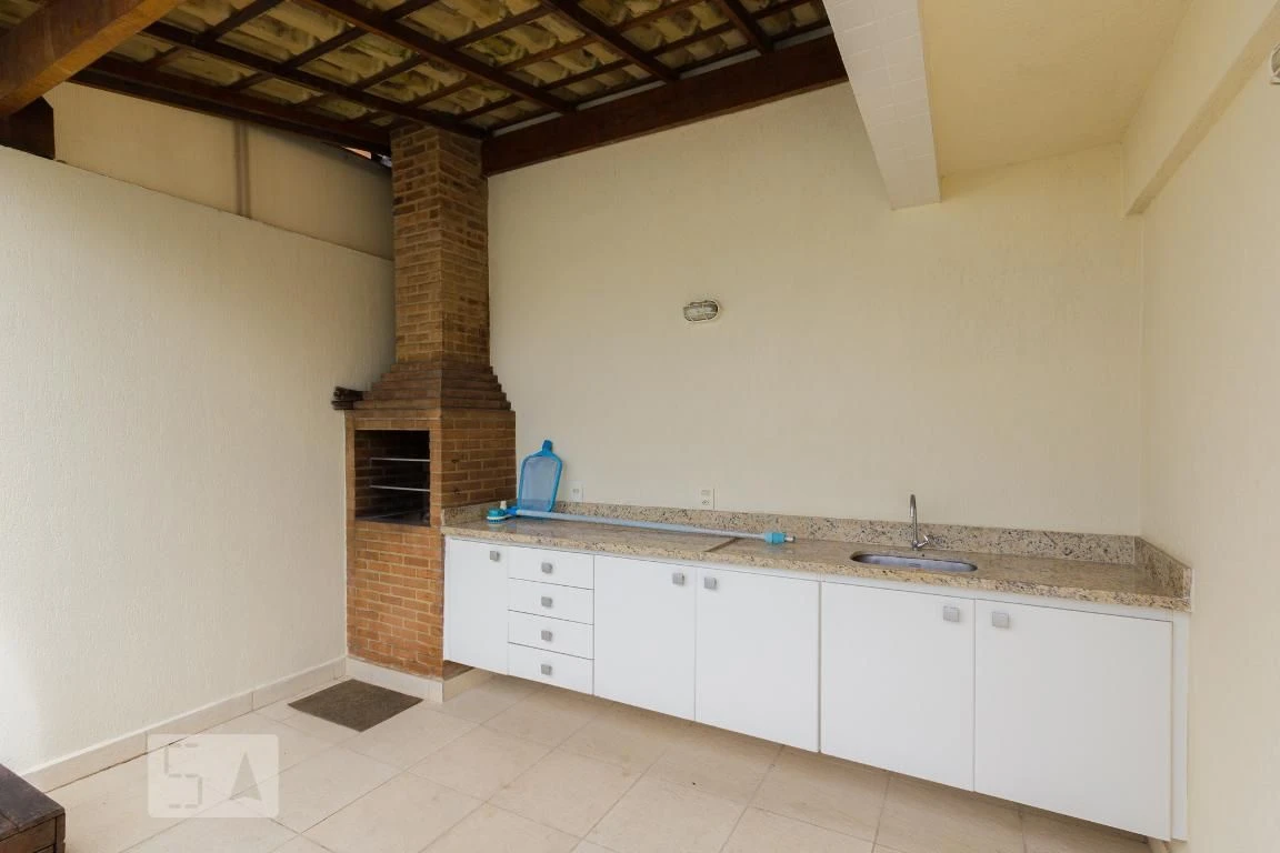 2-bedroom apartment with 1 en-suite and balcony BBQ — photo 31