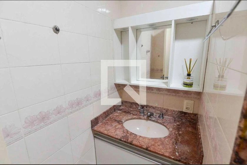 Apartamento de alquiler con 3 dormitorios y 98 m² — photo 29