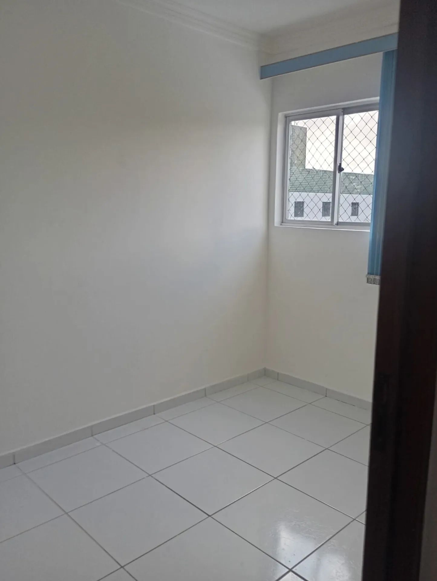 3-bedroom apartment with a balcony on the 2nd floor — photo 12