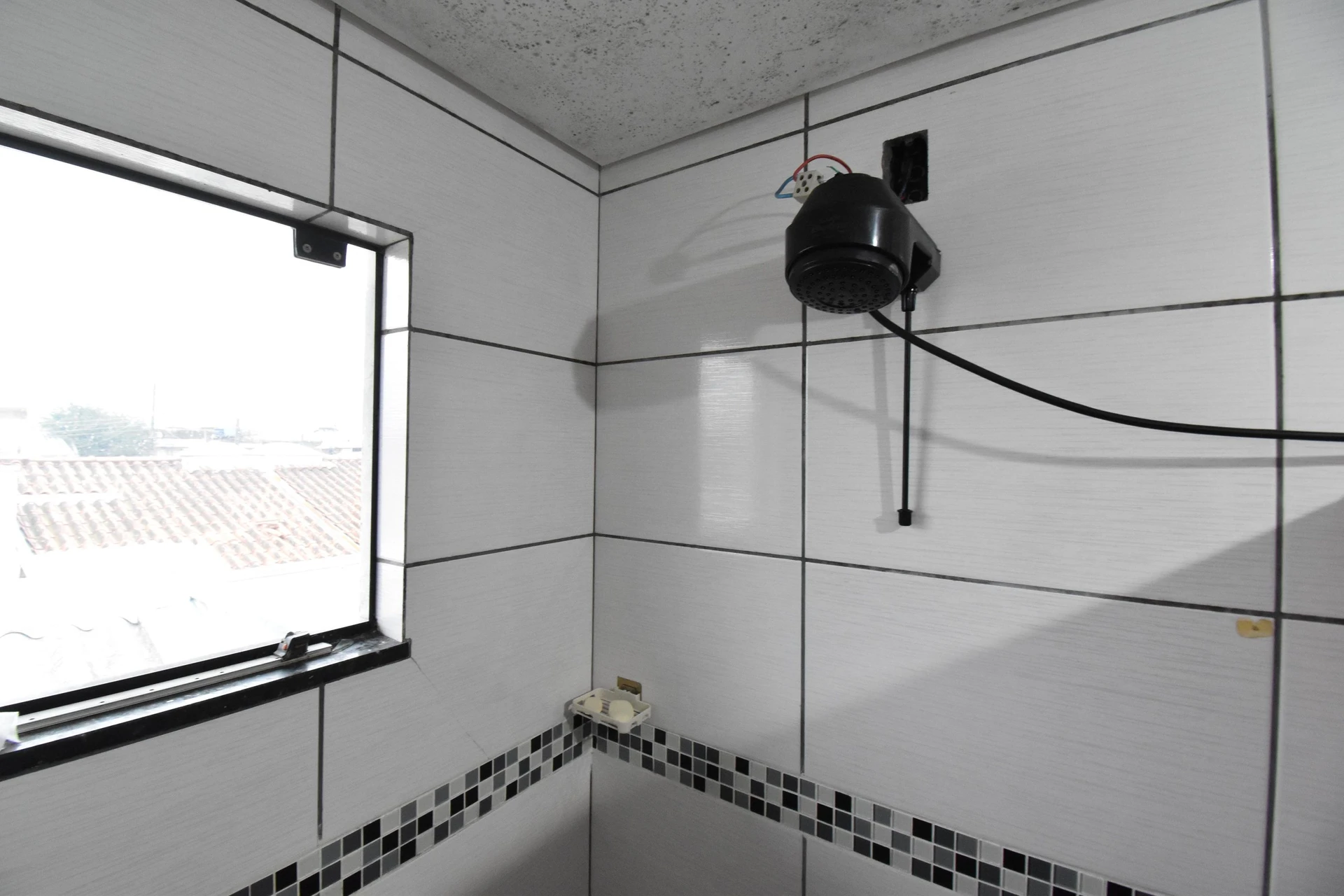 3-bedroom house with 2 bathrooms and open parking — photo 41