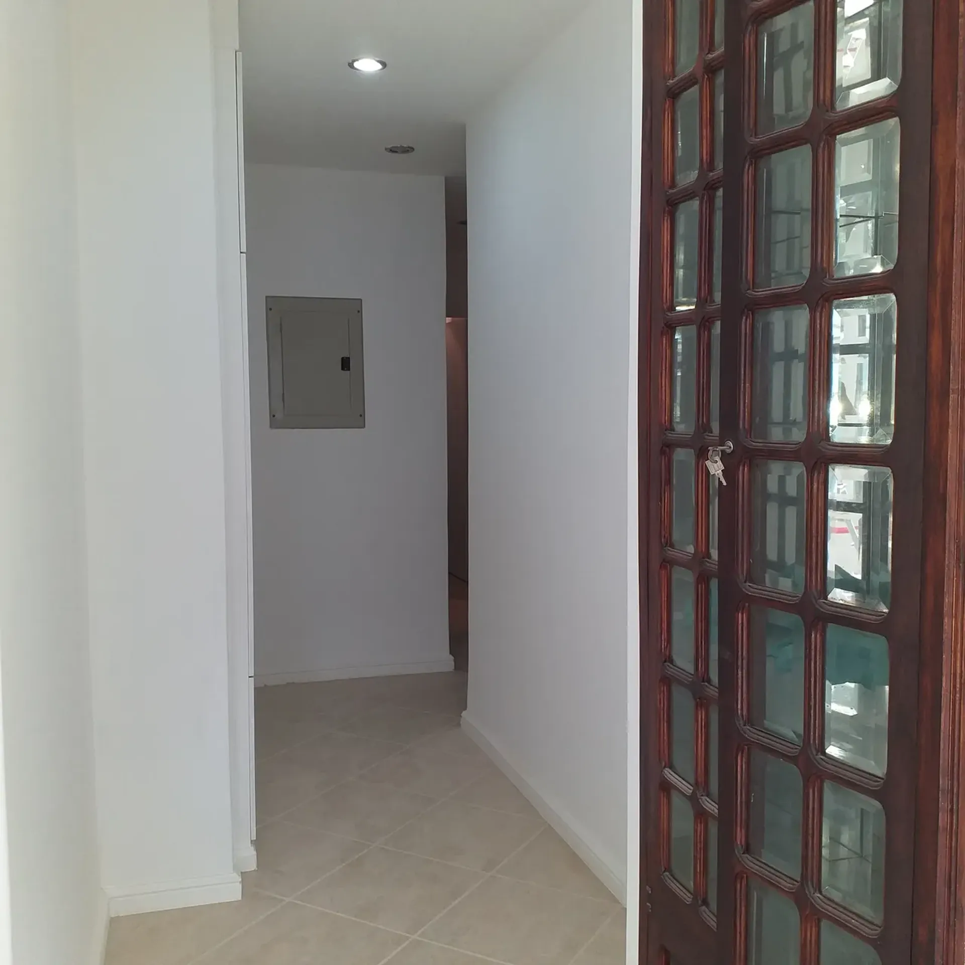 Квартира 153 м² с 2 спальнями и видом на воду и горы — photo 34